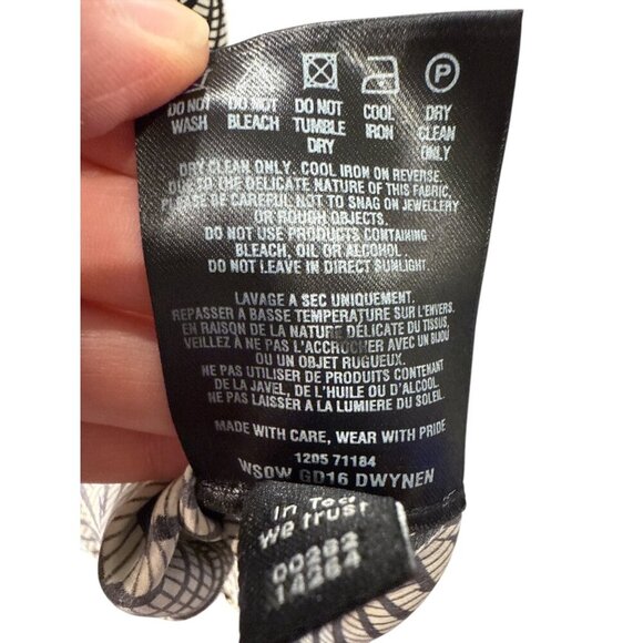 Ted Baker London Silk Black & White Abstract with Scarf Dress Size 0 EUC - Picture 8 of 8